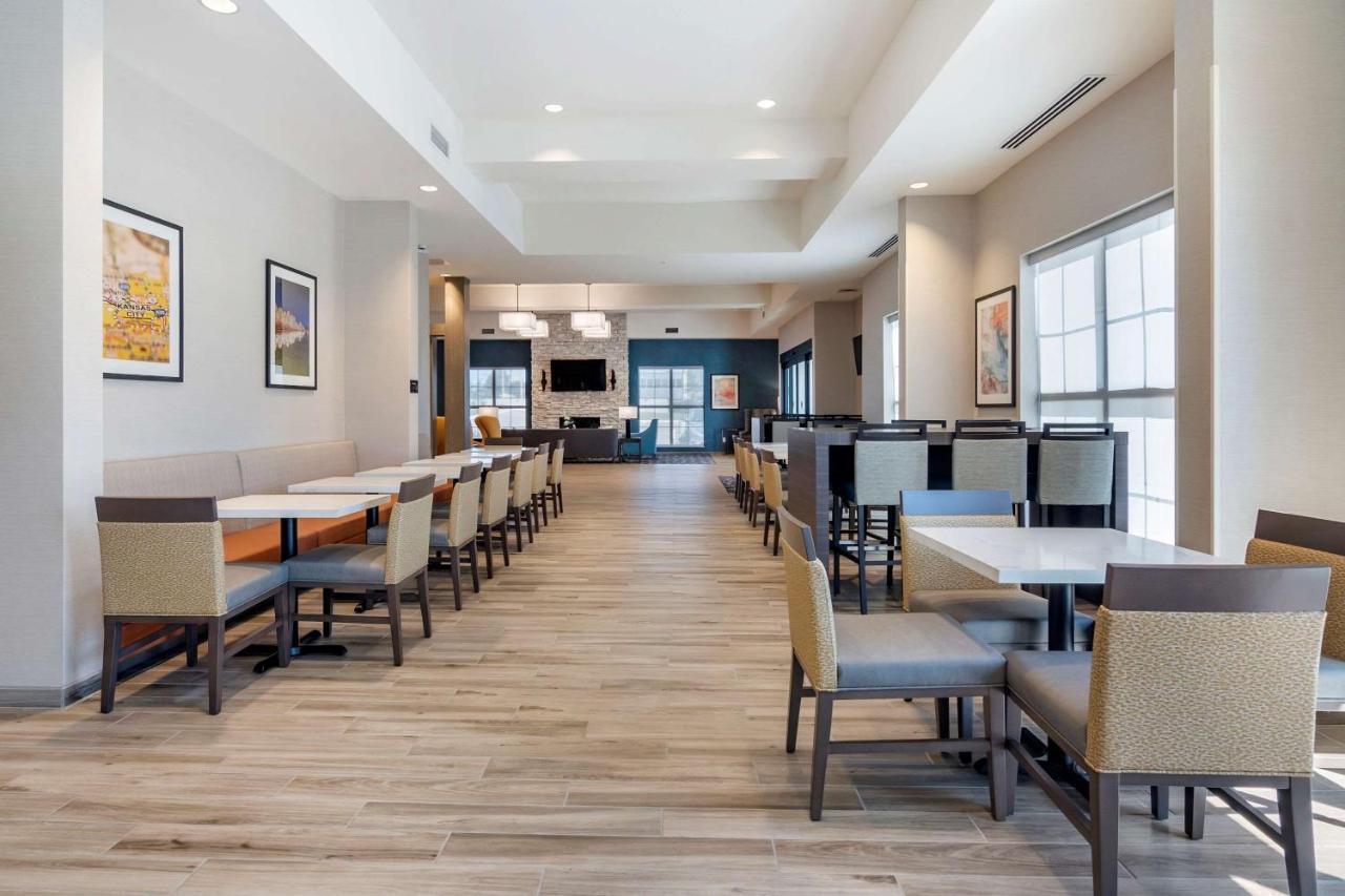 Comfort Suites Grandview - Kansas City 외부 사진